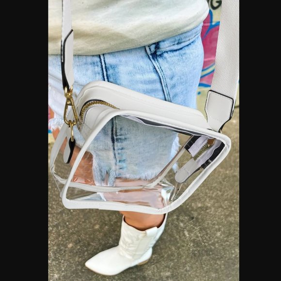 RESTOCKED -⭐NEW* - White Clear PVC Leather Strap Crossbody Bag | OFFERS WELCOME - Picture 3 of 5